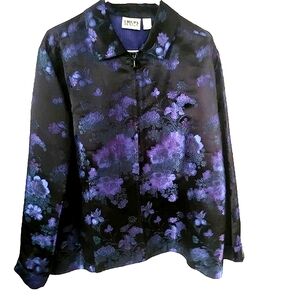 CHICOS Floral Jacquard Black with embroidered Floral Design GORGEOUS!!!!